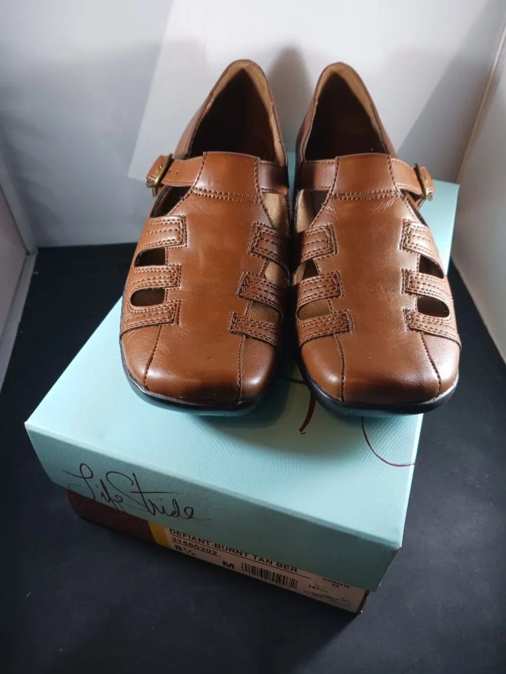 Life Stride Women's Brown Leather Comfort Shoes size 8.5M